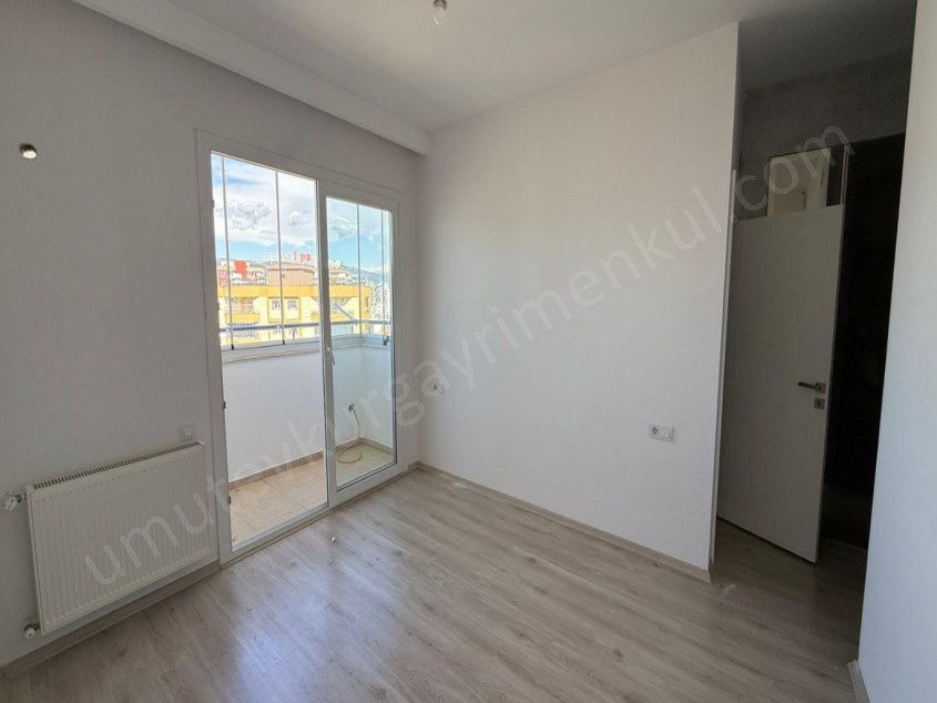 ÜNİVERSİTE CADDDESİNDE KİRALIK EŞYALI 1+1 DAİRE
