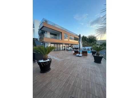 KARGICAKTA ALANYA MANZARALI HAVUZLU 4+1 LÜX VİLLA YABANCI SATIŞINA UYGUN
