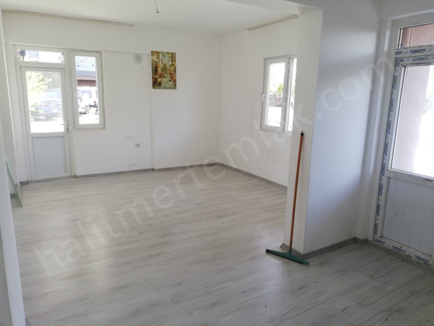 VARSAK AYDOĞMUŞTA SİTE İÇİNDE 2+1 AYRI MUTFAK GİRİŞ KİRALIK DAİRE