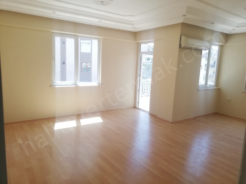PINARBAŞINDA 3+1 AYRI MUTFAK WC ARAKAT GENİŞ GB CEPHE KİRALIK