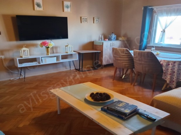 Tarabya hacıosmanda 3+1 kiralık daire