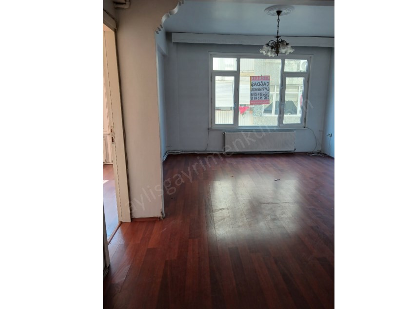 Sarıyer Merkezde 2+1 kiralık daire. 