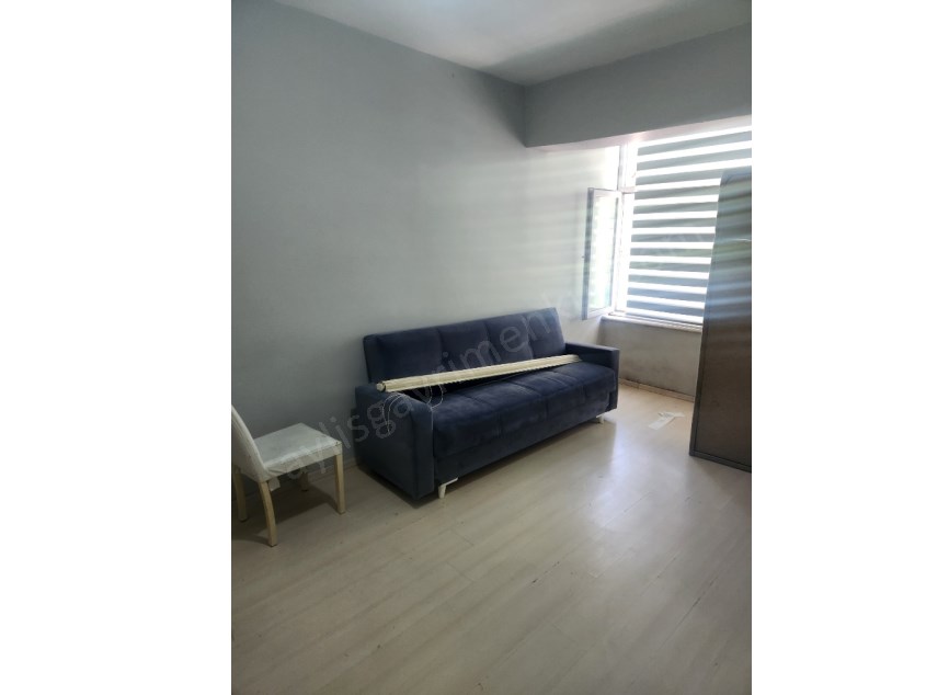 Mecidiyeköy merkezde cadde üzerinde 2+1 kiralık daire