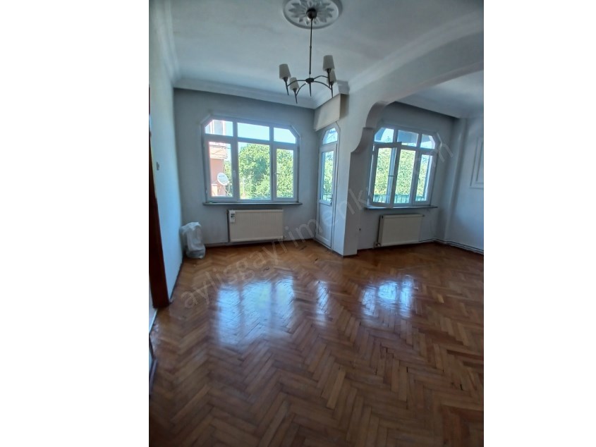 TARABYA ÜSTÜ MAHALLESİNDE 2+1 KİRALIK DAİRE 