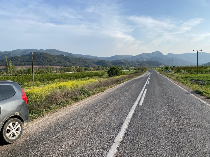 OSMANELİ ASFALTINA SIFIR 1.225 M2 KAÇIRILMAZ ARAZİ