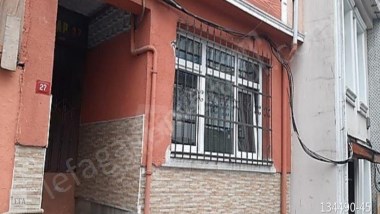 1+1 SALON YÜKSEK GİRİŞ KOMBİ KALORİFERLİ MASRAFSIZ BALKONLU