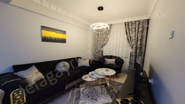 FATİHTE AKŞEMSETTİN MH, 1.KAT , 2+1, LÜX SATILIK DAİRE 