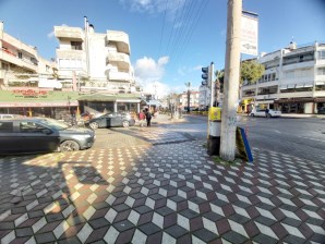 SARIKIZDAN SATILIK AKÇAYIN TAM MERKEZİNDE DÜKKAN