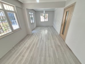 Akçay Merkezde satılık Giriş Kat Daire 2+1