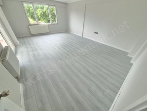 Akçay Sarıkız Emlaktan Masrafsız Arakat Merkezde Satılık Daire