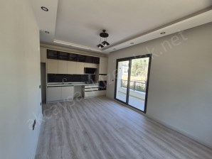 Edremit Güre Köy 2+1 Satılık Daire Giriş Bahçeli Lüx