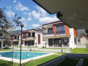 Edremit Güre Mah Satılık Villalar 3+1 Yaz Kış Oturulabilir