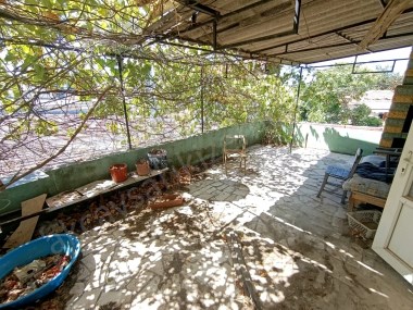 Akçay Sarıkızdan Zeytinli Köyünde Fırsat Bahçeli Köy Evi