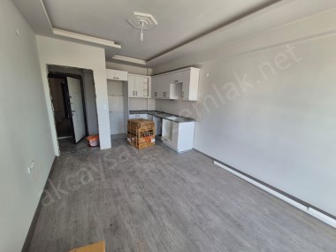 Edremit Turhanbey Mah.Satılık Daire 2+1 0 Bina