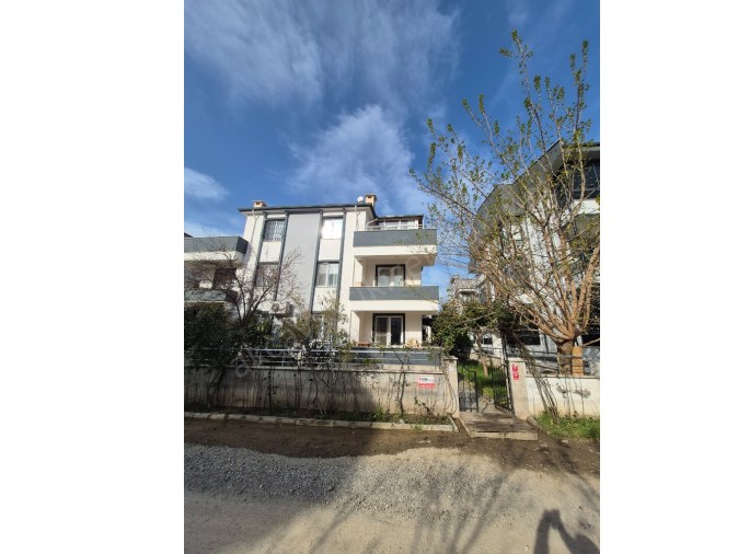 Akçay da Satılık Tripleks 3+1 120 Metrekare