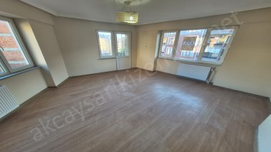 Edremit Gazicelal Mah.2+1 Kiralık Daire Şöförler Odası Yanı