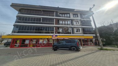 Edremit Altınkum da Satılık 2+1 Geniş Daire Yazlık