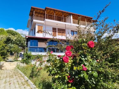 TAVAKLI İSKELESİ ZİGANA SİTESİNDE HARİKA YAZLIK