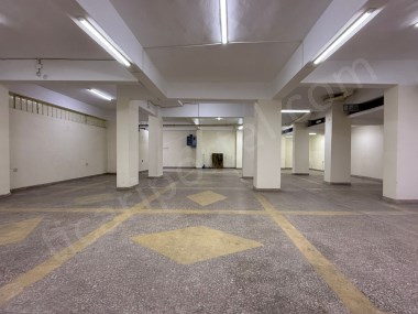 Güneşli Hürriyet Mahallesi Kiralık 200 m2 Depo Dükkan