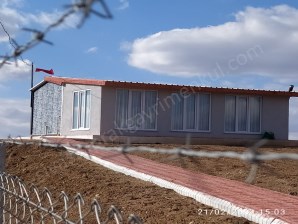 SİVAS TOPRAK GAYRİMENKULDEN HİMMETFAKIDA EV VE TARLA