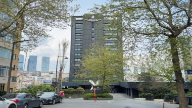 DNZ A.Ş. NİŞANTAŞI RİTZ CARLTON RESİDENCE BALKONLU 3.5 +1