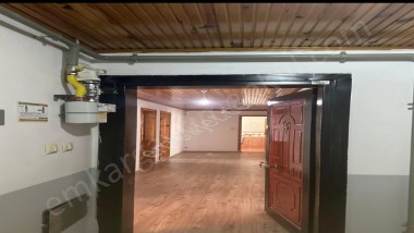 GİRESUN TİREBOLUDA DENİZ MANZARALI VE KALE MANZARALI BOYDAN BOYA BALKON 4+1 VE 