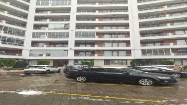 PLAJ MEVKİİ ŞELALE EVLERİ DOĞALGAZLI YÜKSEK GİRİŞ 3+1 