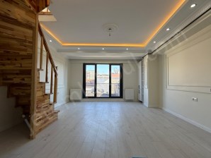 Güneşli 15 Temmuz Mahallesi Satılık 4+1 Dubleks Daire Krediye Uygun