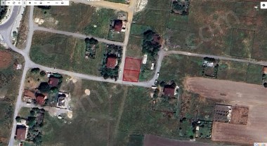 Hadımköy Toki Konutları Karşısı 602 m2 İmarlı   İfrazlı Köşe Arsa 