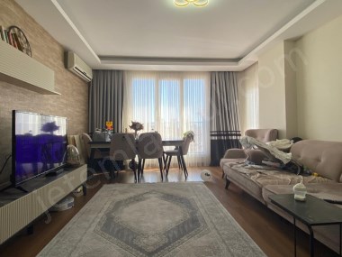 Güneşli Mahallesi Turkuaz sitesi Satılık 3+1 Daire Krediye Uygun