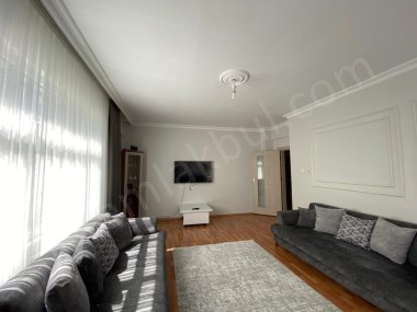 Bağcılar Çınar Mah Satılık Daire 3+1 110m2 Kat 1