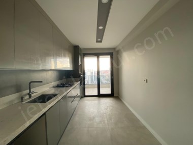 Bahçelievler Kocasınan Merkez Mah Sitede Satılık Daire 3+1 