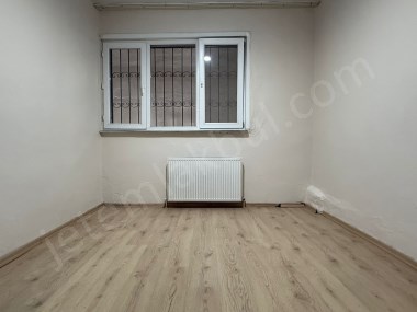 Bağcılar Güneşli 15 Temmuz Mahallesi Satılık 2+1 Daire Bahçe Kat