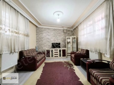 Esenyurt Yeşilkentte Eşyalı 1+1 Bahçe Katı Daire