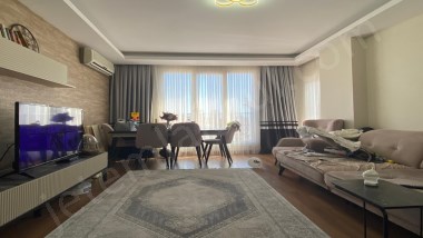 Güneşli Mahallesi Turkuaz sitesi Satılık 3+1 Daire Krediye Uygun