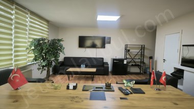 Avcıların Kalbinde, Tabela Değeri Yüksek, Fırsat OfisBüro