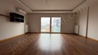 Bağcılar Güneşli Mahallesi Site İçinde Kiralık 3+1 Dubleks Daire