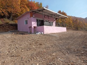 TURGUTLU SATILIK BAĞ DAĞYENİKÖY MAH 821M2 İÇİNDE 75M2 EV ELEKTRİK SU VARDIR DOĞAYLA HOBİ BAHÇESİ 