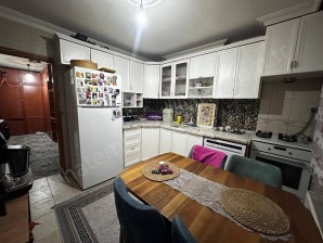 TURGUTLU SATILIK SELVİLİTEPE MAH 135M2 3. KAT DOĞALGAZLI BALKONLU 3+1 ODA ASANSÖRLÜ DAİRE 