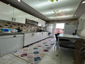 TURGUTLU SATILIK YILDIRIM MAH 140M2 3+1 ODA ASANSÖRLÜ DOĞALGAZLI 4. KAT E. BANYOLU 7 YILLIK BİNA 