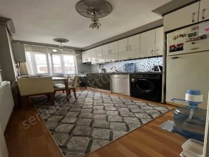 TURGUTLU SATILIK ALTAY MAHALLESİ 1. KAT TADİLATLI MASRAFSIZ 2+1 110M2 DOĞALGAZLI BALKONLU TEMİZ D.