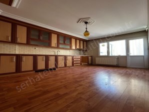 TURGUTLU KİRALIK CUMHURİYET MAH  128M2 3+1 ODA 2. KAT DOĞALGAZLI BALKONLU KİLERLİ GENİŞ KULLANIŞLI D