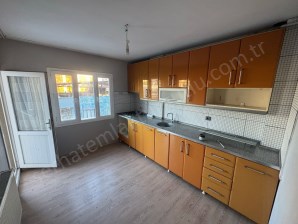 TURGUTLU KİRALIK KURTULUŞ MAH 125M2 3+1 ODA 2. ARA KAT DOĞALGAZLI BALKONLU DAİRE 