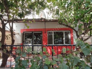 TURGUTLU SATILIK ŞEHİTLER MAH ZEMİN KAT BAHÇELİ 3+1 125m2 DAİRE