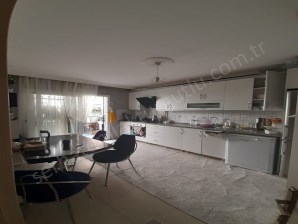 TURGUTLU SATILIK YEDİ EYLÜL MAH 100M2 2+1 ODA 5 YILLIK BAHÇELİ DOĞALGAZLI ZEMİN KAT  DAİRE 