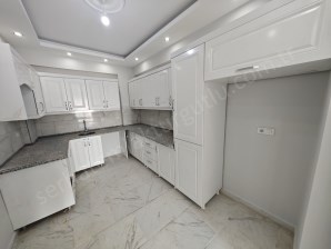 TURGUTLU SATILIK ALBAYRAK MAH 115M2 3+1 ODA 4. KAT ASANSÖRLÜ DOĞALGAZLI 1 YILLIK SIFIR DAİRE 