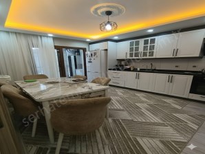 TURGUTLU SATILIK MUSTAFA KEMAL MAH 130M2 3+1 ODA 2. ARA KAT DOĞALGAZLI BALKONLU 3 YILLIK DAİRE 