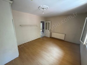 TURGUTLU KİRALIK ACARLAR MAH 2+1 ODA 130M2 1. KAT DOĞALGAZLI ÇİFT BALKONLU DAİRE