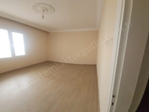 TURGUTLU KİRALIK CUMHURİYET MAH 2. KAT 120M2 3+1 ODA KLİMALI BALKONLU OFİS VE İŞ YERİ İÇİNDE UYGUN