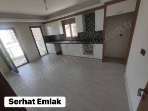 TURGUTLU SATILIK ERGENEKON MAH 3+1 ODA 130M2 DOĞALGAZLI BALKONLU YÜKSEK GİRİŞLİ ZEMİN KAT DAİRE 